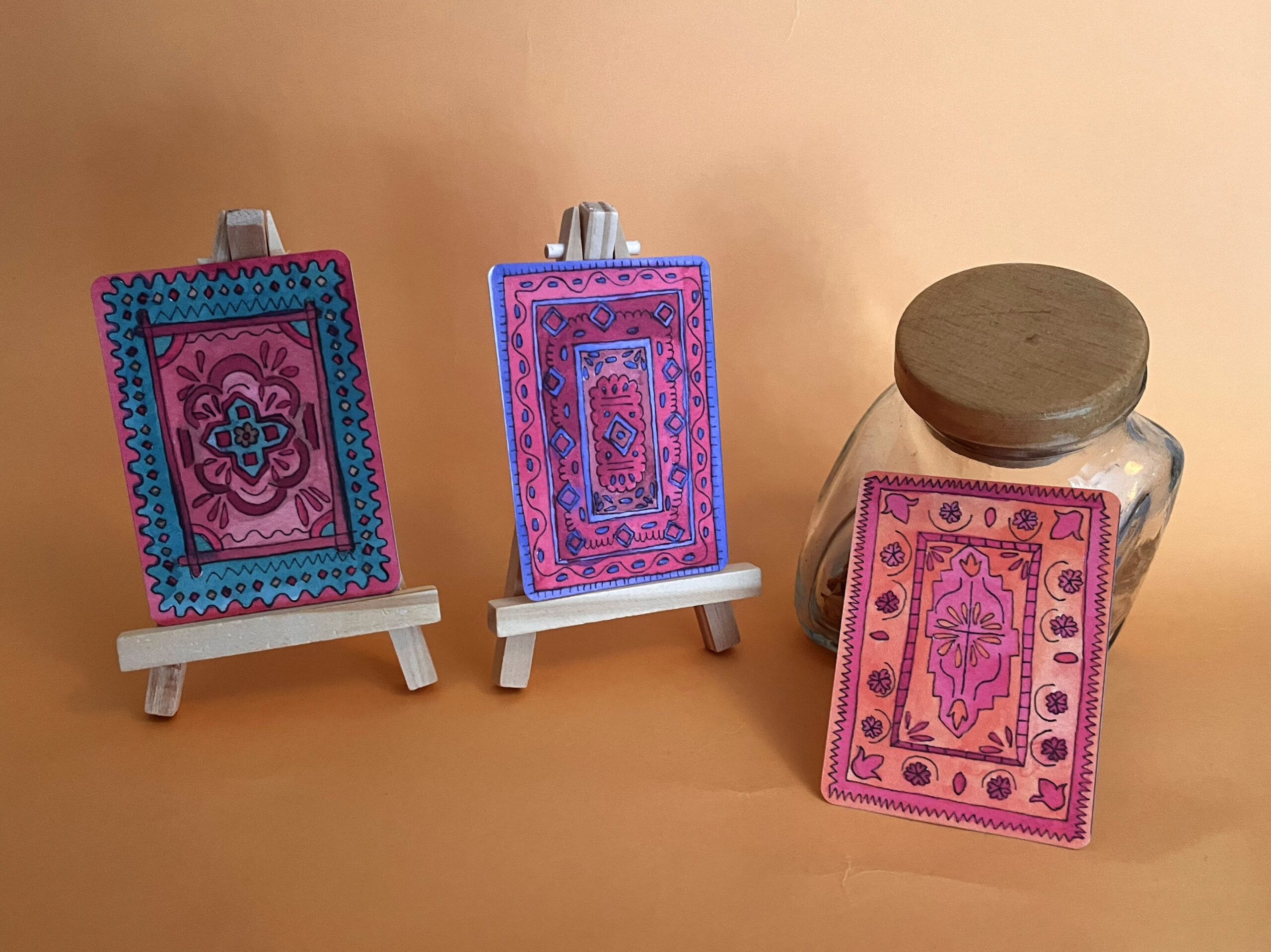 Photo des trois motifs de tapis